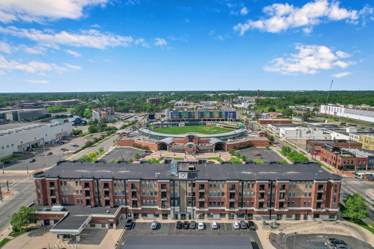 Downtown Lansing Place Buitenkant foto